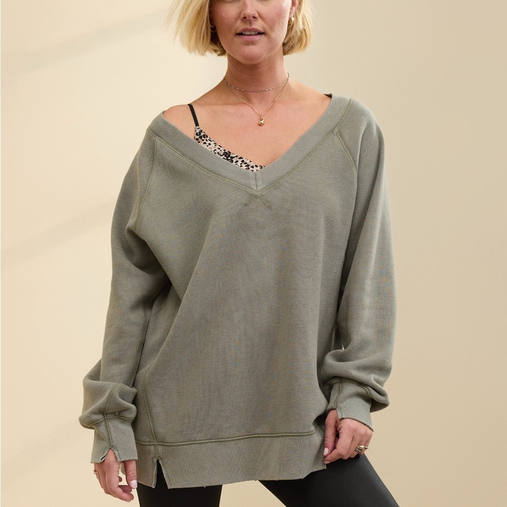 Aerie Downtime V Neck Sweatshirt